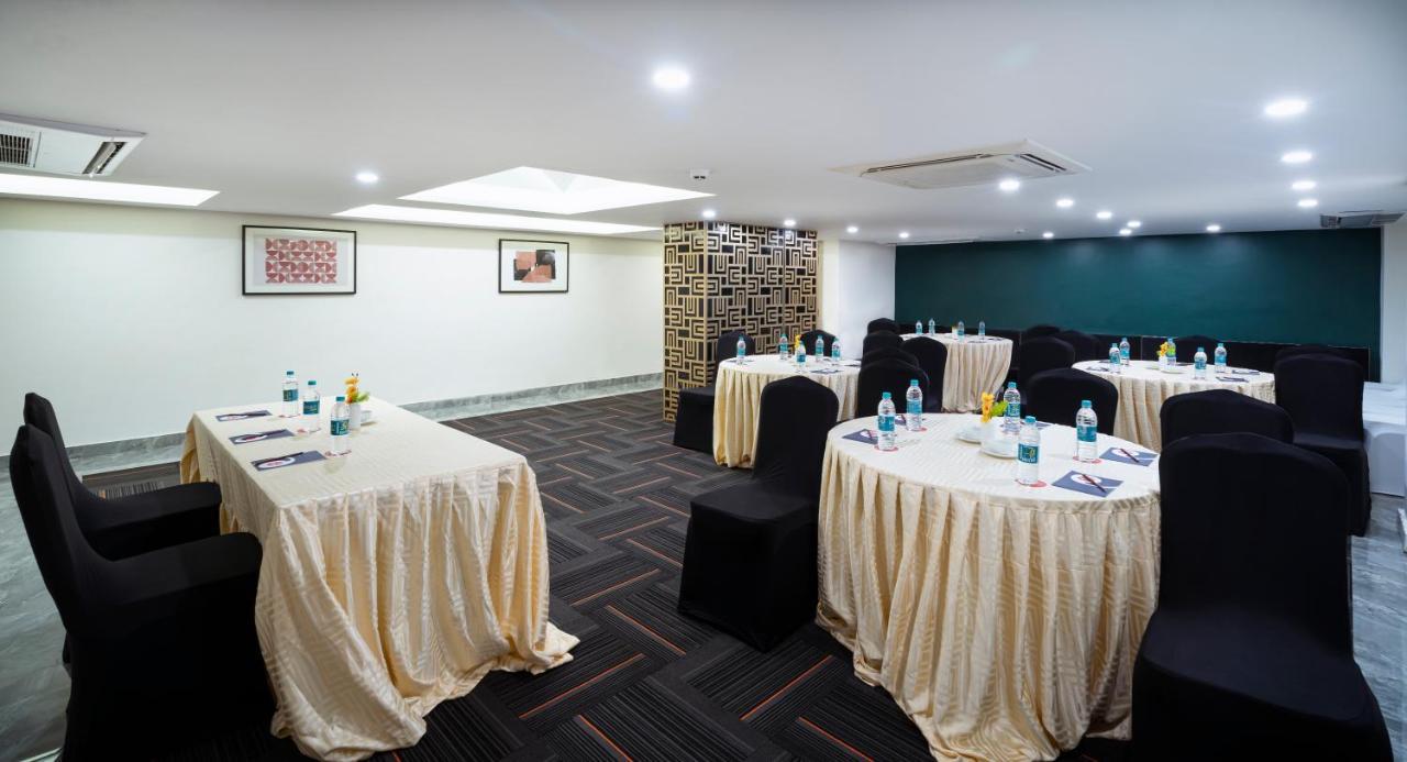 Spree Hotel Kriday Dehradun Exterior foto
